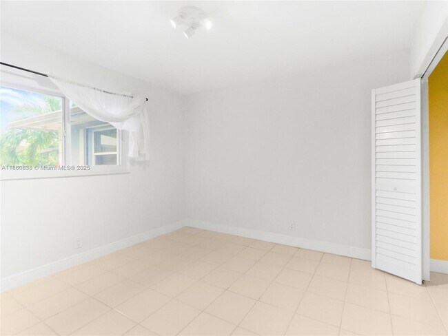 Building Photo - 8034 SW 199th Terrace