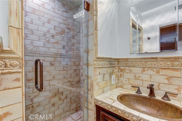 Building Photo - 2740 Hutton Dr