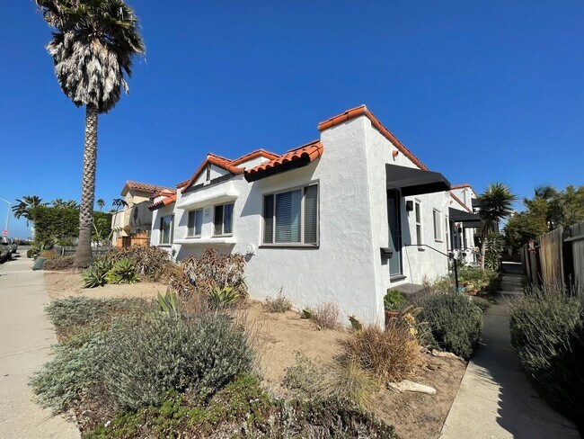 Primary Photo - Remodeled Pierpont Beach Apartment