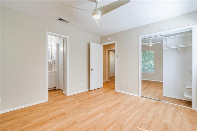 Building Photo - 3103 Steck Ave