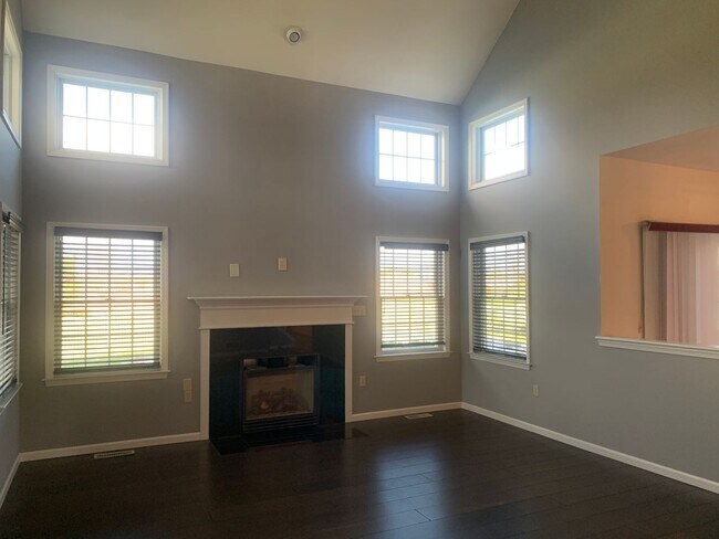 Building Photo - PARKLAND SCHOOLS- FOUR BEDROOM HOUSE compl...