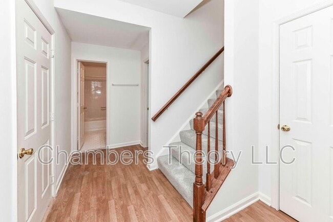 Building Photo - 3105 White Daisy Pl