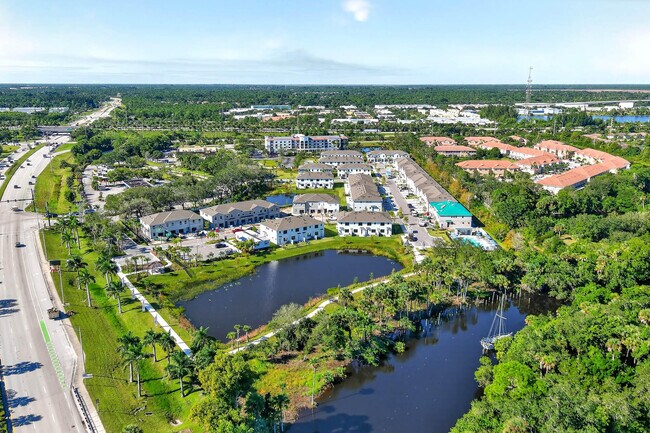 Building Photo - 7648 SW Lucy Ln