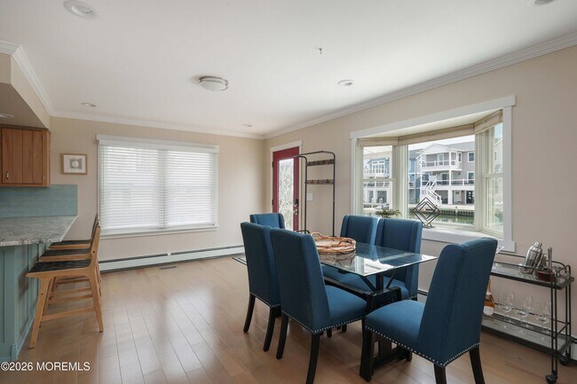 Building Photo - 447 Tunney Ave
