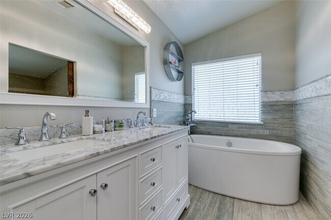 Building Photo - 7628 Whispering River St