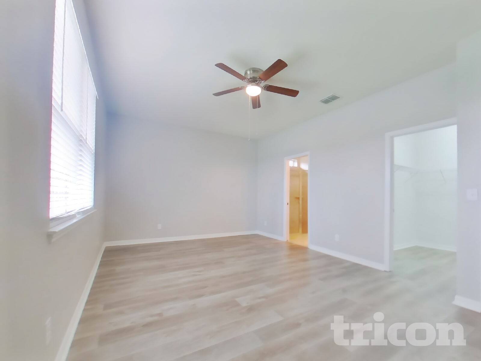 Building Photo - 6133 100th Ave E