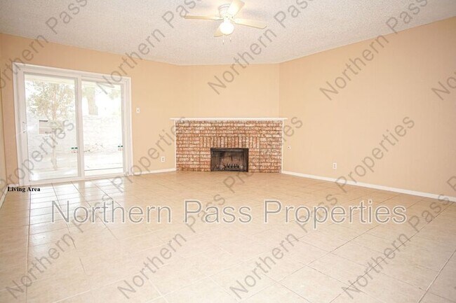 Building Photo - 11608 James Watt Dr