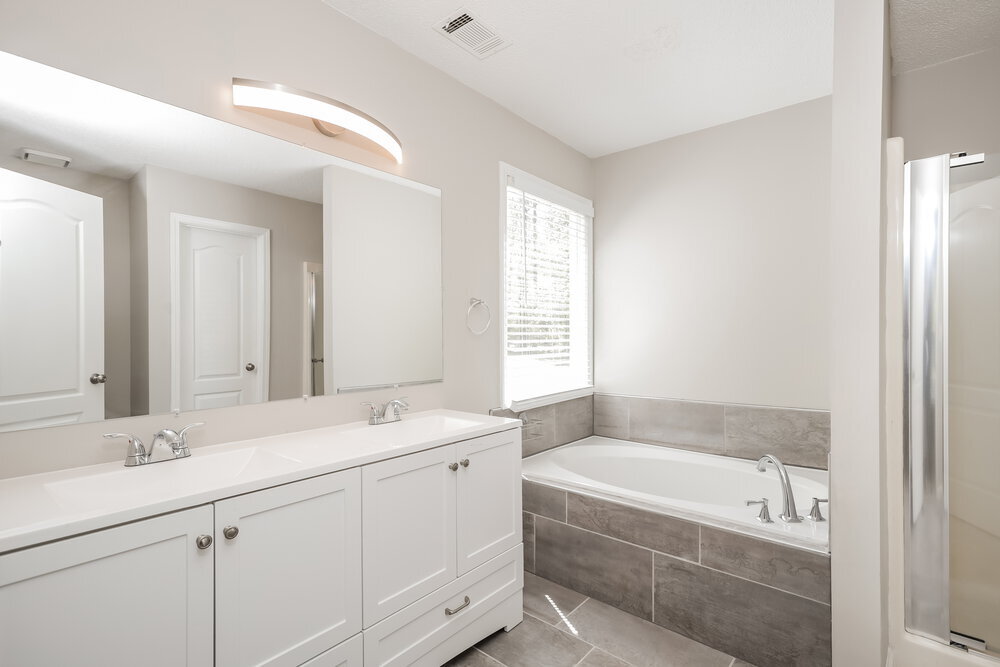 Building Photo - 254 Hillandale Dr