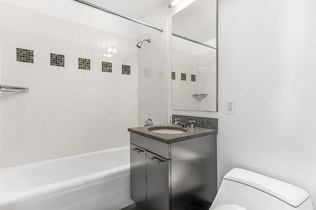 Building Photo - 230 Ashland Pl