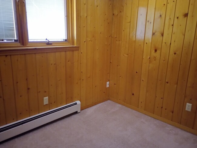 Building Photo - 10842 E Iowa Dr