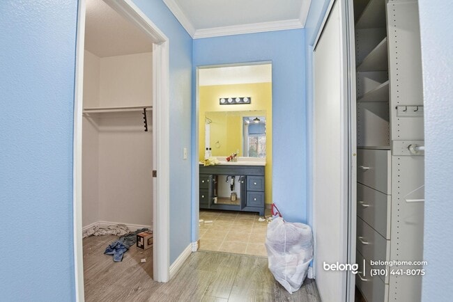 Building Photo - 7208 Paseo Del Rio