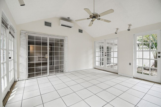 Building Photo - Beautiful Home on Davis Island