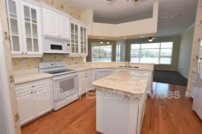 Building Photo - 4435 Winding Oaks Cir