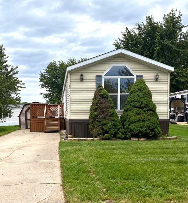 Building Photo - 4030 Deziel Ct