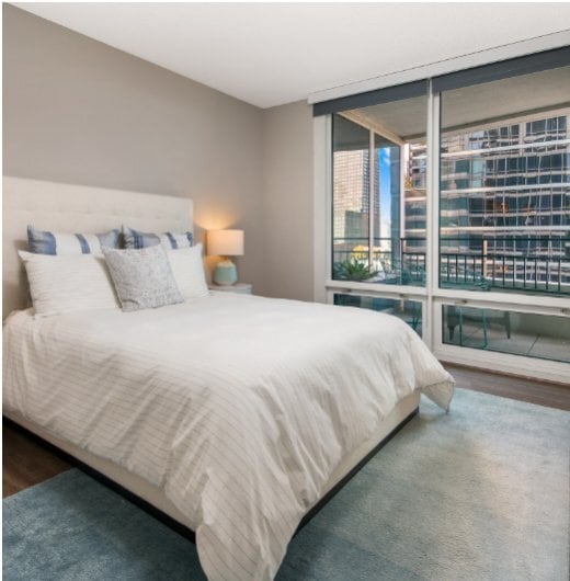 Building Photo - 353 E Ohio St