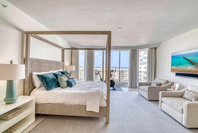 Building Photo - 570 Ocean Dr