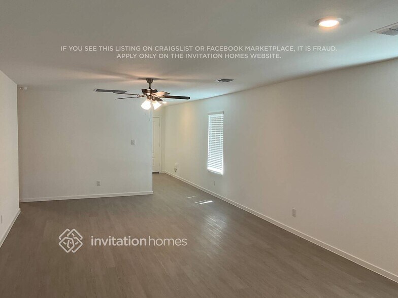 Building Photo - 1205 Canyon Wren Dr