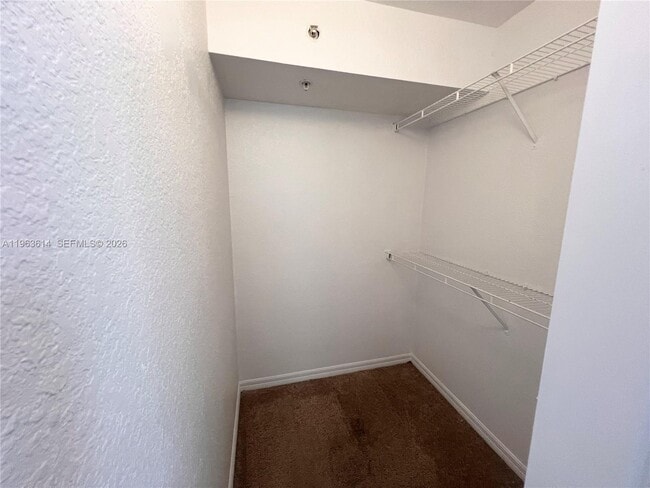 Building Photo - 13800 NE 3rd Ct