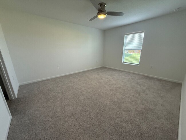 Building Photo - HAINES CITY: 3 Bed/2 Bath/2 Car Garage SFH...