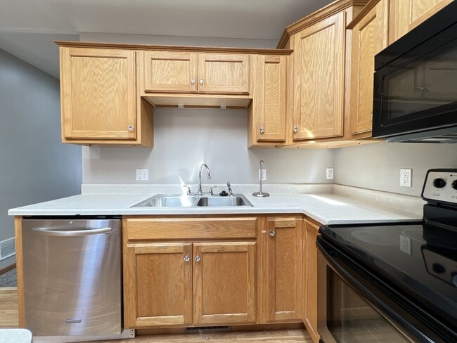 Building Photo - 3001 Stellar Eagle Dr