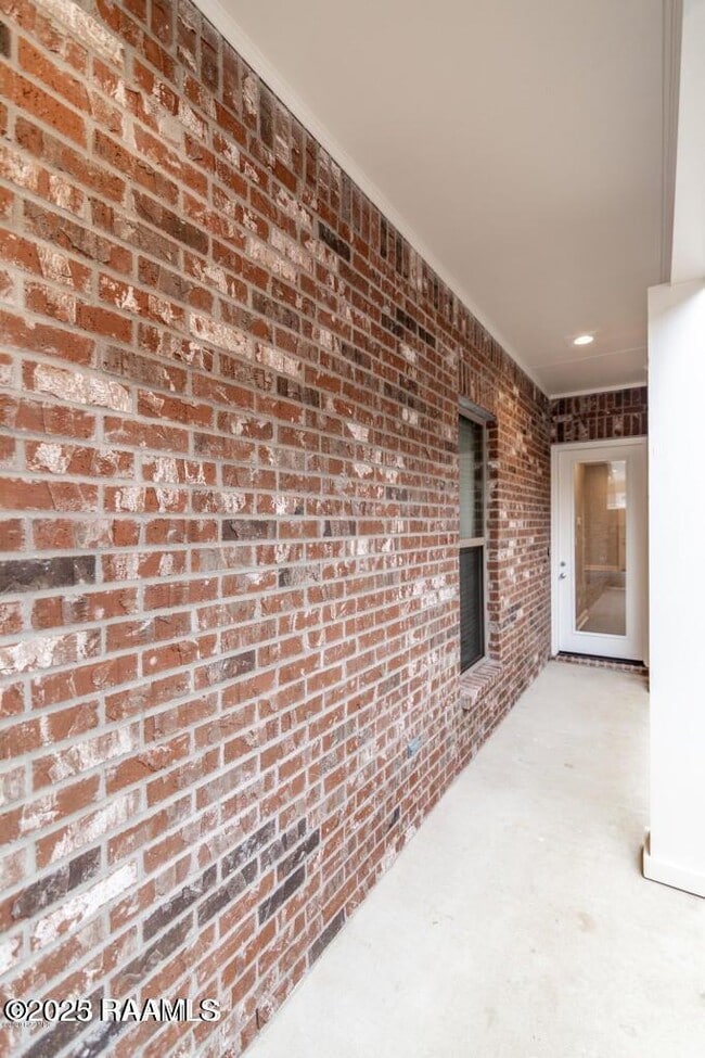 Building Photo - 108 Millie Park Dr