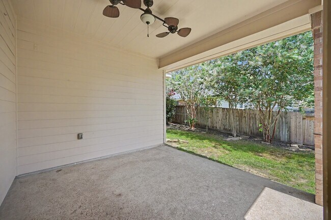 Building Photo - 13314 Enchanted Way