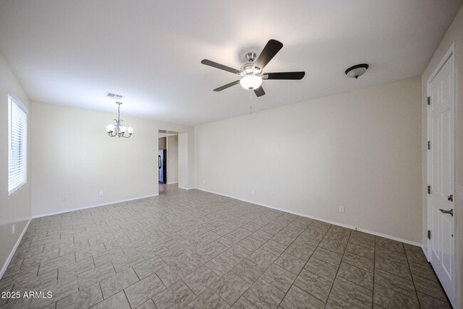 Building Photo - 43337 N Heavenly Way