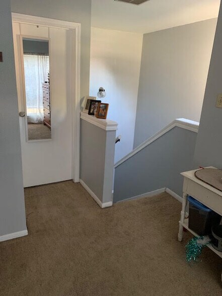 Building Photo - 8299 Cambridge St