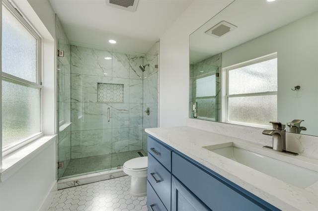 Building Photo - 1223 Donna Dr