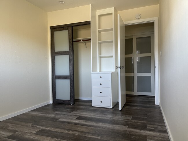 2nd bedroom - 3050 Los Prados St