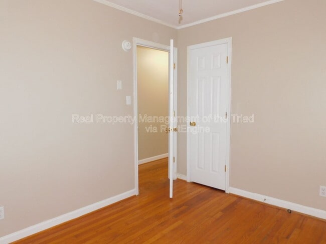 Building Photo - 3445 Huffine Mill Rd