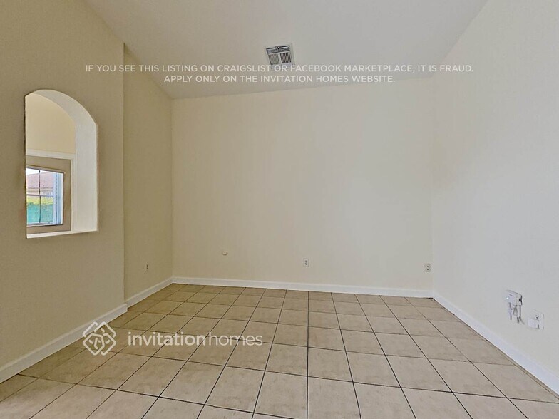 Building Photo - 15470 SW 23rd Ln