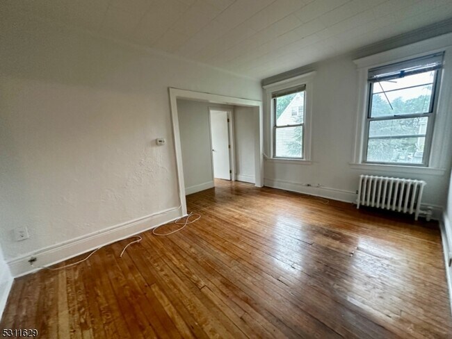 Building Photo - 4 Swaine Pl