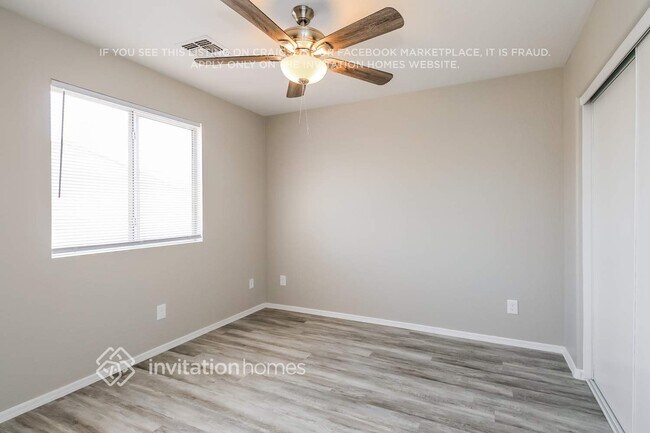 Building Photo - 3023 S 101st Ave