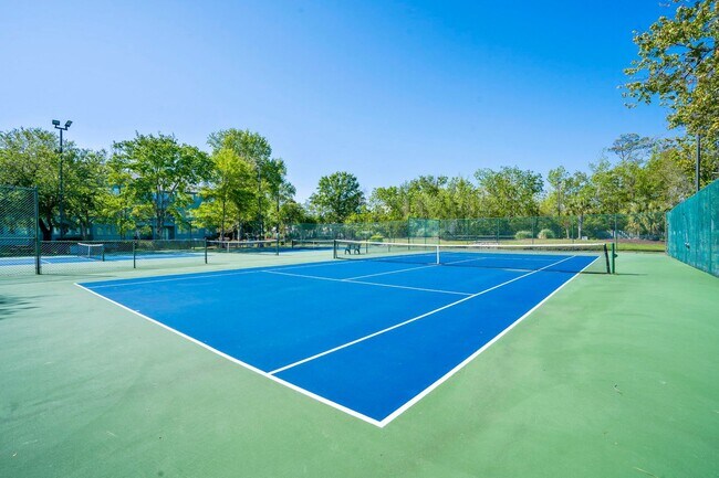 Building Photo - $2,000/month – Snowbird Rental, Oceanfront 2BR/2BA in Myrtle Beach Resort