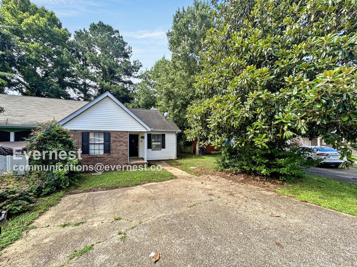 Primary Photo - 615 Cahaba Manor Trail