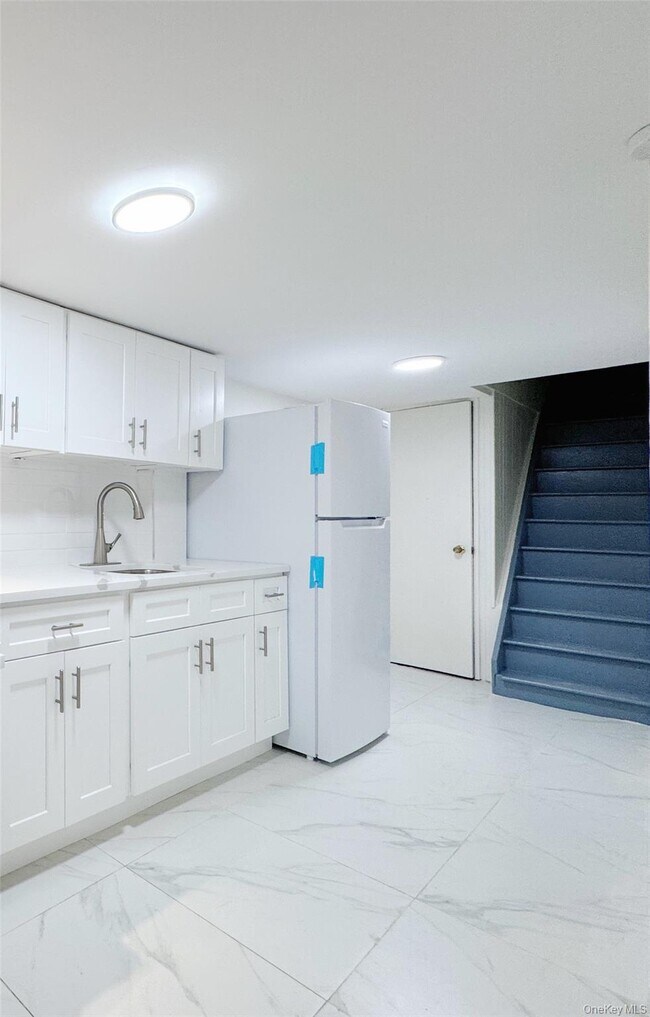 Building Photo - 117-01 14th Ave