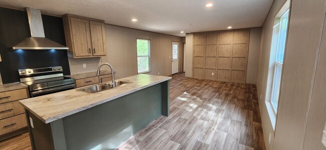 Building Photo - 32560 Hill Creek Rd