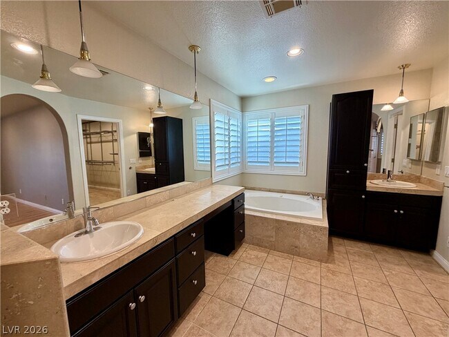 Building Photo - 1135 Calico Ridge Dr