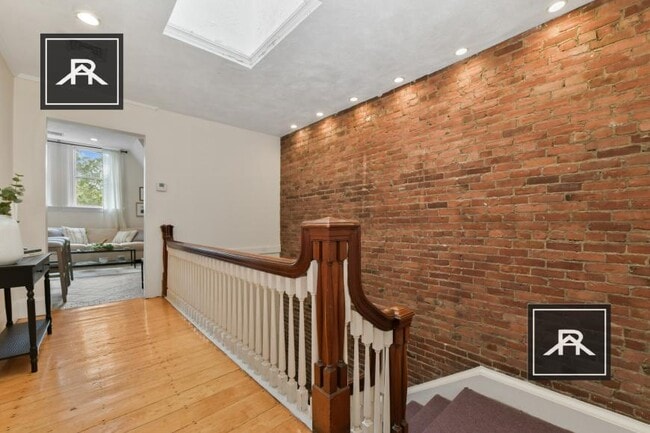 Building Photo - 2 bedroom in Brookline MA 02445