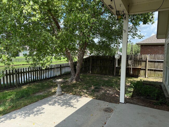 Building Photo - 3BD 2BA House on Nicholson Lakes Subdivision