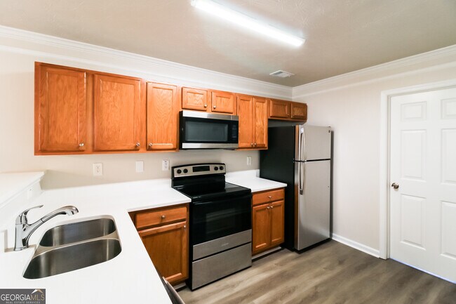 Building Photo - 11236 James Madison Dr