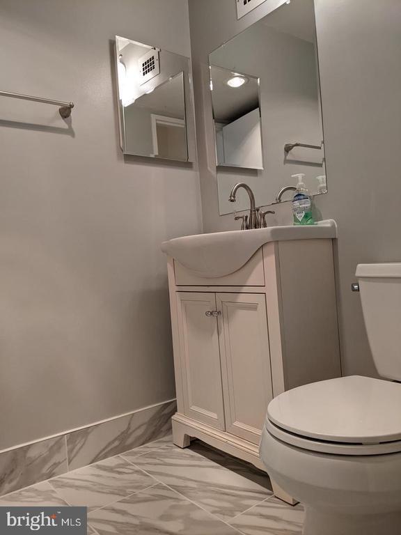 Building Photo - 4501 Arlington Blvd