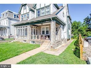 Building Photo - 476 Lyceum Ave