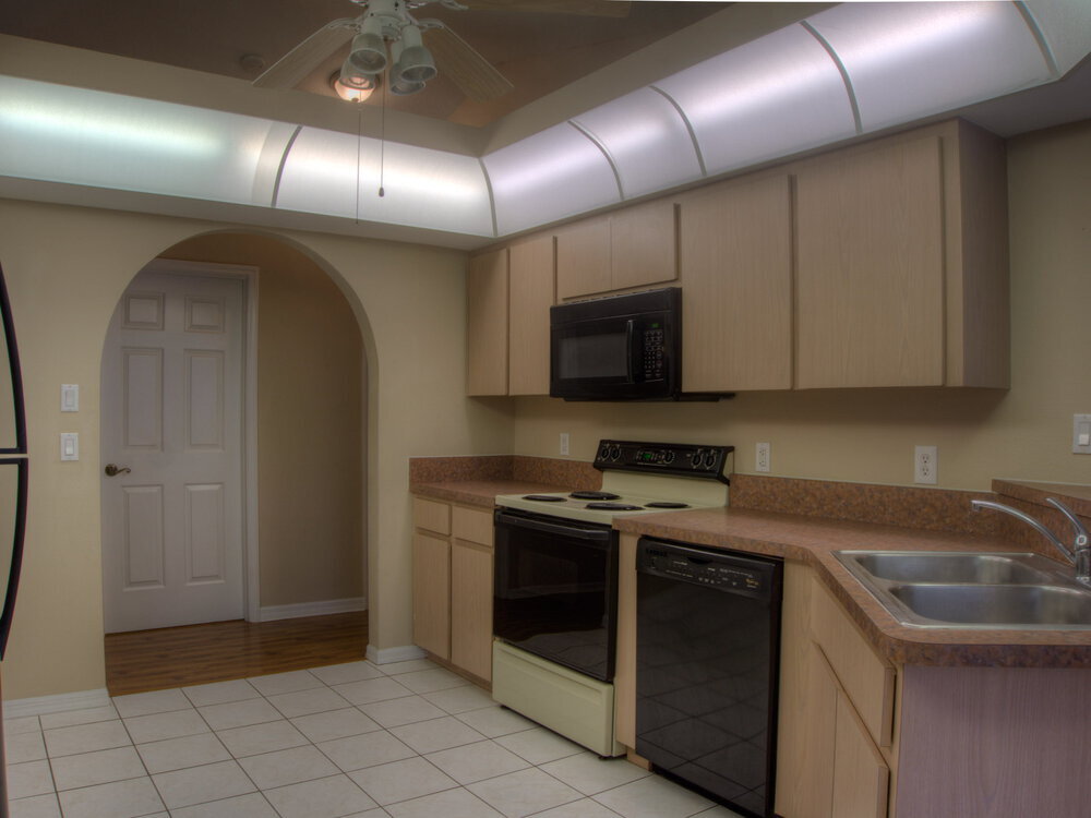 Building Photo - 5515 Maccaughey Dr