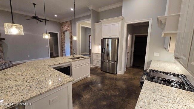 Building Photo - 139 Coventry Ln