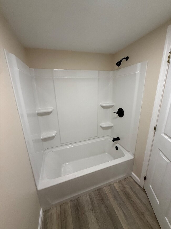 Building Photo - 103 W Catawissa St