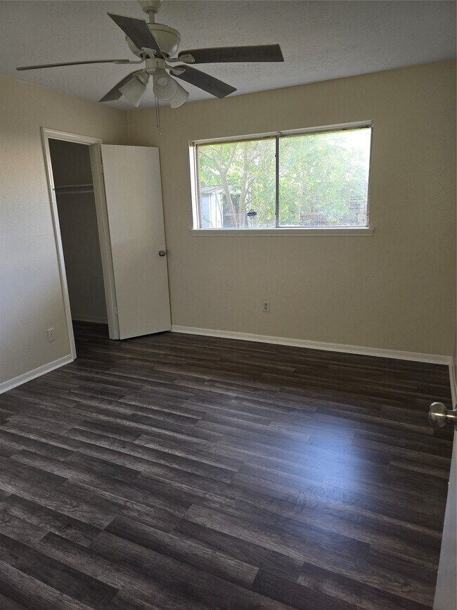 Building Photo - 12507 Bexley Dr
