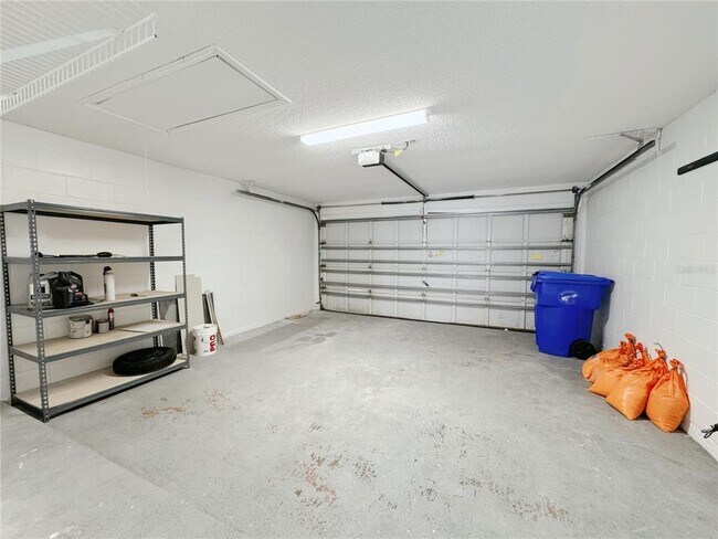 Building Photo - 2342 Lily Pad Ln