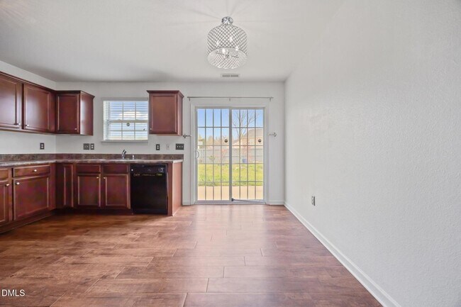 Building Photo - 239 Battery Way